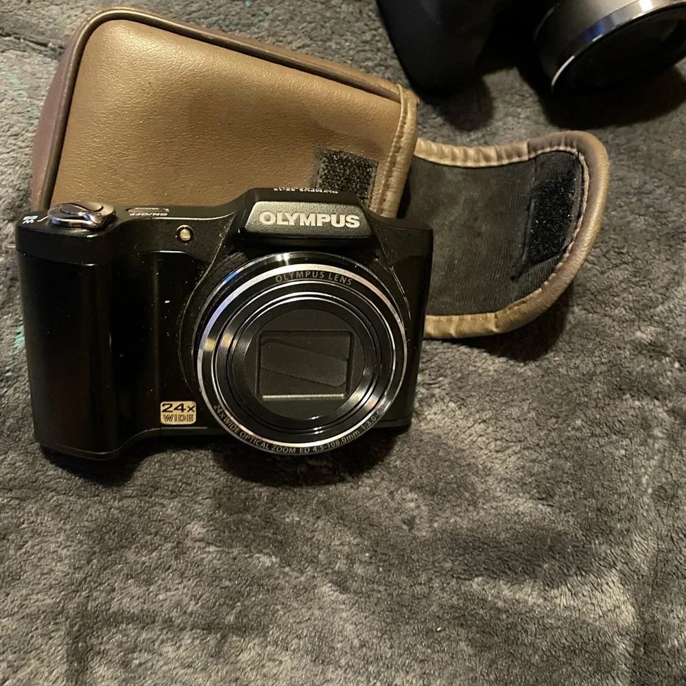 Olympus Digital Camera with Brown Case